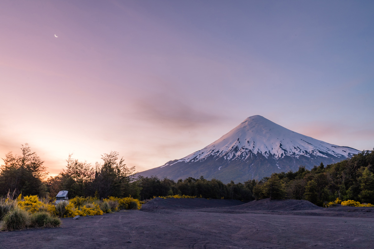 Sunset-camp-under-Volcan-Osorno-(Chile)